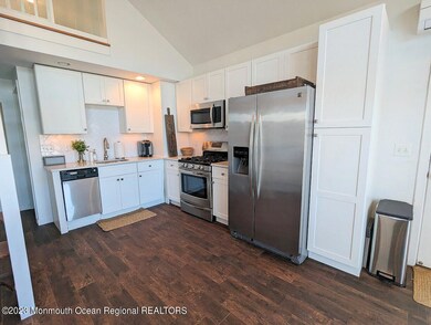 105 W Amberjack Way, Lavallette, NJ 08735 - photo 7