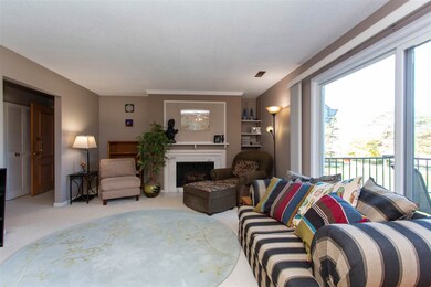 2114 W 1st St unit 6, Cedar Falls, IA 50613 - photo 6