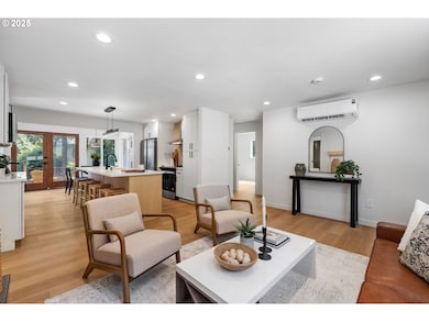 Kitchen/Living Room