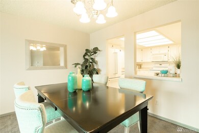 524 Maple St unit 305, Edmonds, WA 98020 - photo 6