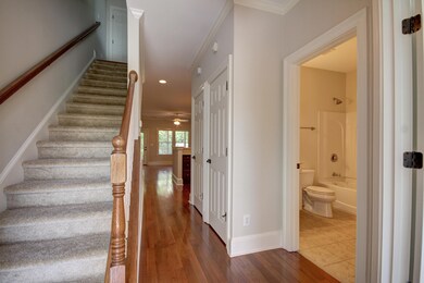 619C Windermere Blvd_Entry