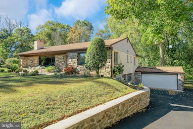 204 Brookthorpe Cir, Broomall, PA 19008 - photo 3