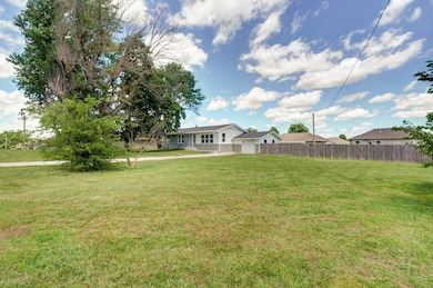 7549 W Farm Road 174-6