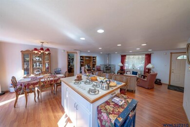 465 7th St, Lyons, OR 97358 - photo 7