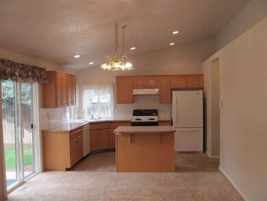 652 Teton Dr, Nampa, ID 83686 - photo 4