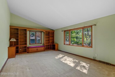 10-web-or-mls-18-shadowbrook-dr