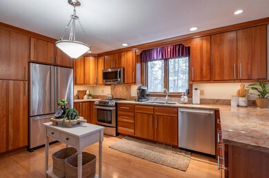 45 Pemberton Rd, Nashua, NH 03063 - photo 3