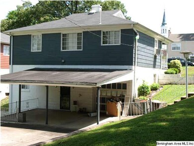 Covered patio great for entertaining and relaxing