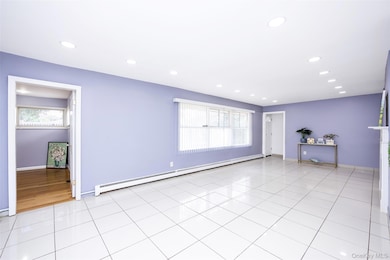 201 Sprucewood Dr, Levittown, NY 11756 - photo 7