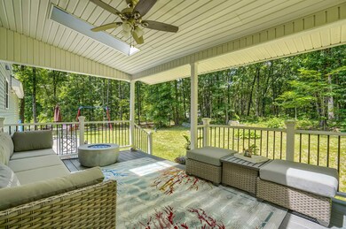 160 Hampstead Rd, Derry, NH 03038 - photo 6