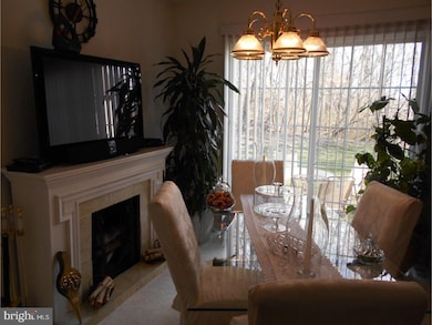 6 Weiser Ct unit 6, Womelsdorf, PA 19567 - photo 4