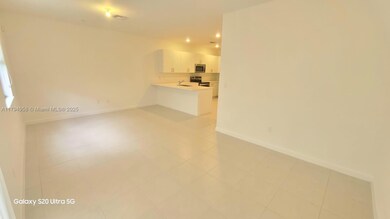 226 SW 159th Ct unit 226, Pembroke Pines, FL 33027 - photo 7