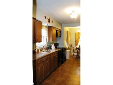 421 Walnut St, Franklin, IN 46131 - photo 7