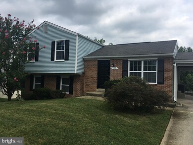 9608 Teakwood Dr, Upper Marlboro, MD 20774 - photo 2