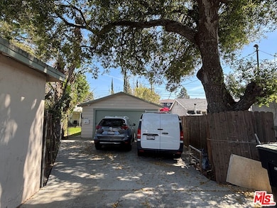 2344 N Fairview St, Burbank, CA 91504 - photo 2