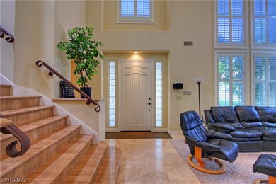 8232 Horseshoe Bend Ln, Las Vegas, NV 89113 - photo 5