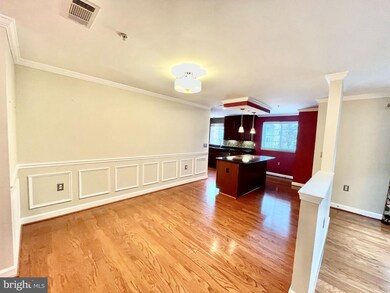 4189 S Four Mile Run Dr unit 401, Arlington, VA 22204 - photo 6