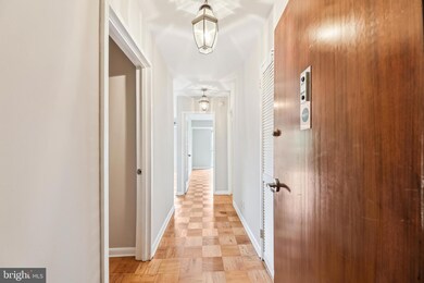 Harbour Square unit 611, Washington, DC 20024 - photo 3