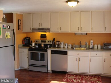 4313 Paula Ct, Prince Frederick, MD 20678 - photo 5