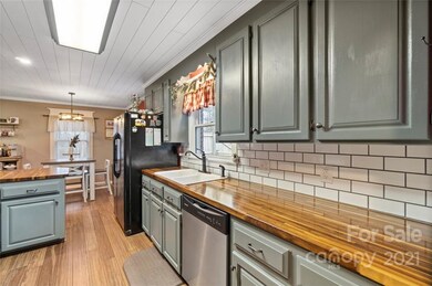 2261 Old Wilkesboro Rd, Statesville, NC 28625 - photo 2