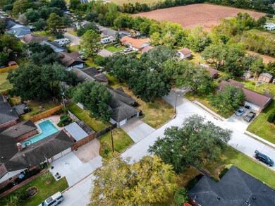 2603 Westfield St, Alvin, TX 77511 - photo 6