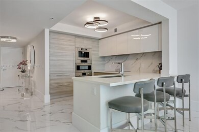 Parque Towers at St. Tropez unit 4-2204, Sunny Isles Beach, FL 33160 - photo 4