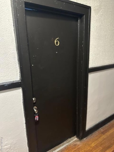 7536 Dunedin # 6 St, Detroit, MI 48206 - photo 2