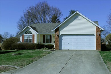 112 Ridge Dr, Maryville, IL 62062 - photo 2