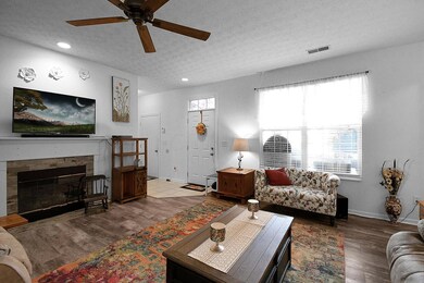 9-web-or-mls-6016-naughten-pond-dr