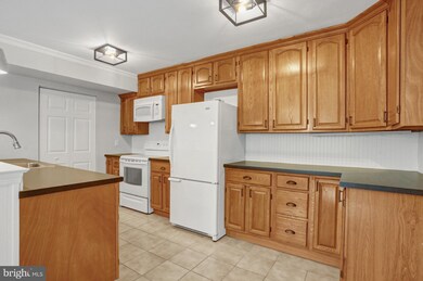 445 Colonial Dr, East Greenville, PA 18041 - photo 2