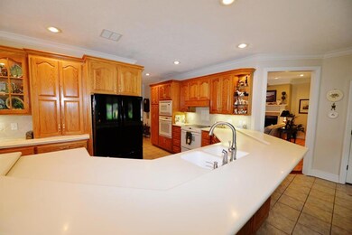 Kitchen Bar