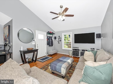 8 3rd Ave, Brunswick, MD 21716 - photo 7