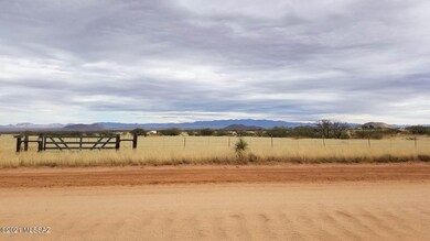 Desert Rd looking East