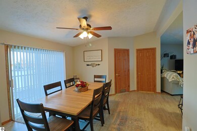 5115 E Valley Rd, Mount Pleasant, MI 48858 - photo 7