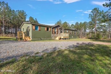 1039 Red Hawk Way, Summit, MS 39666 - photo 2