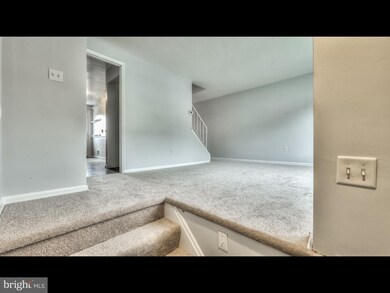 962 Circle Dr, Halethorpe, MD 21227 - photo 4