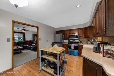 37 Kaatskill Way, Ballston Spa, NY 12020 - photo 7