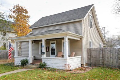 615 Main St-102