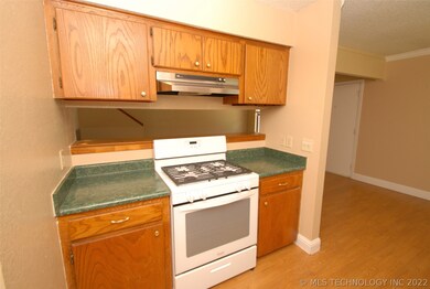 2413 W Quantico Ct unit 1, Broken Arrow, OK 74011 - photo 4
