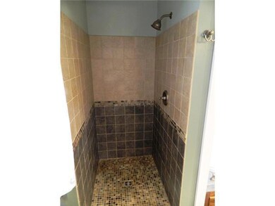 Gorgeous tiled shower