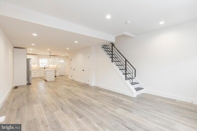 1421 S 23rd St, Philadelphia, PA 19146 - photo 3