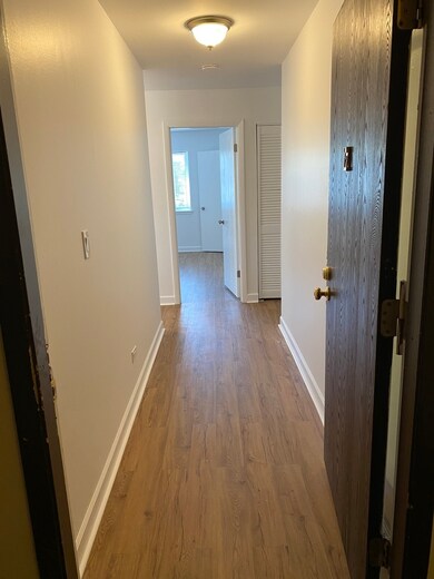 1108 Castilian Ct unit E226, Glenview, IL 60025 - photo 5