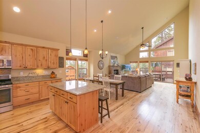 Tall ceilings and open floor plan never disappoint