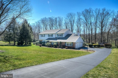 245 Saddle Dr, Furlong, PA 18925 - photo 2