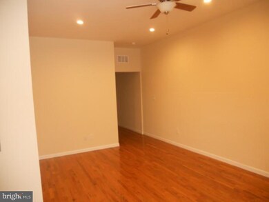 434 W Queen Ln, Philadelphia, PA 19144 - photo 2