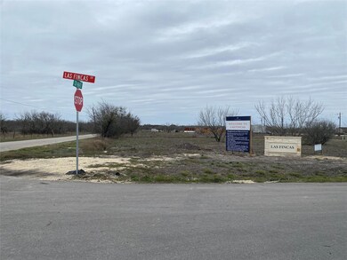 344 Lobo Loop, Hondo, TX 78861 - photo 4