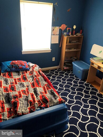 8703 Reicher St, Hyattsville, MD 20785 - photo 6