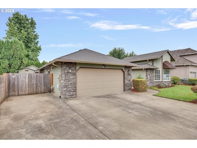 312 NE 14th Ave, Canby, OR 97013 - photo 2