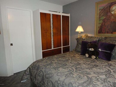 Masterbedroom w/walkin closet