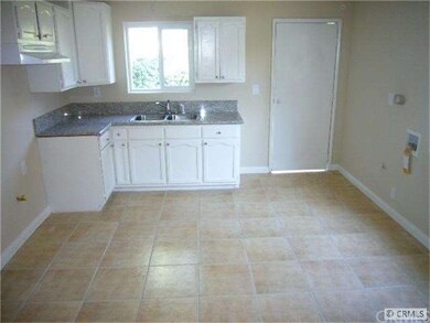 11825 Slater St, Los Angeles, CA 90059 - photo 6